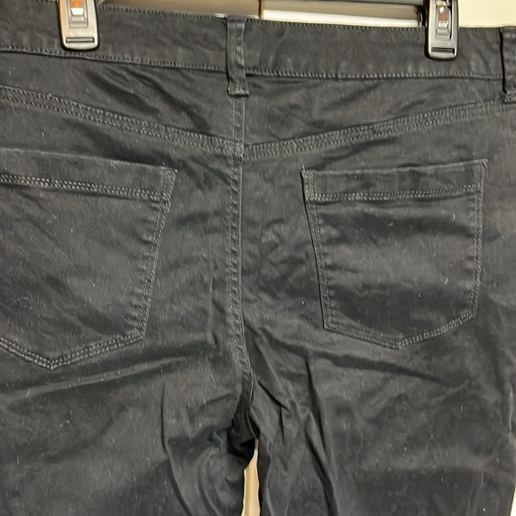 Bandolino Jeans - Picture 5 of 10